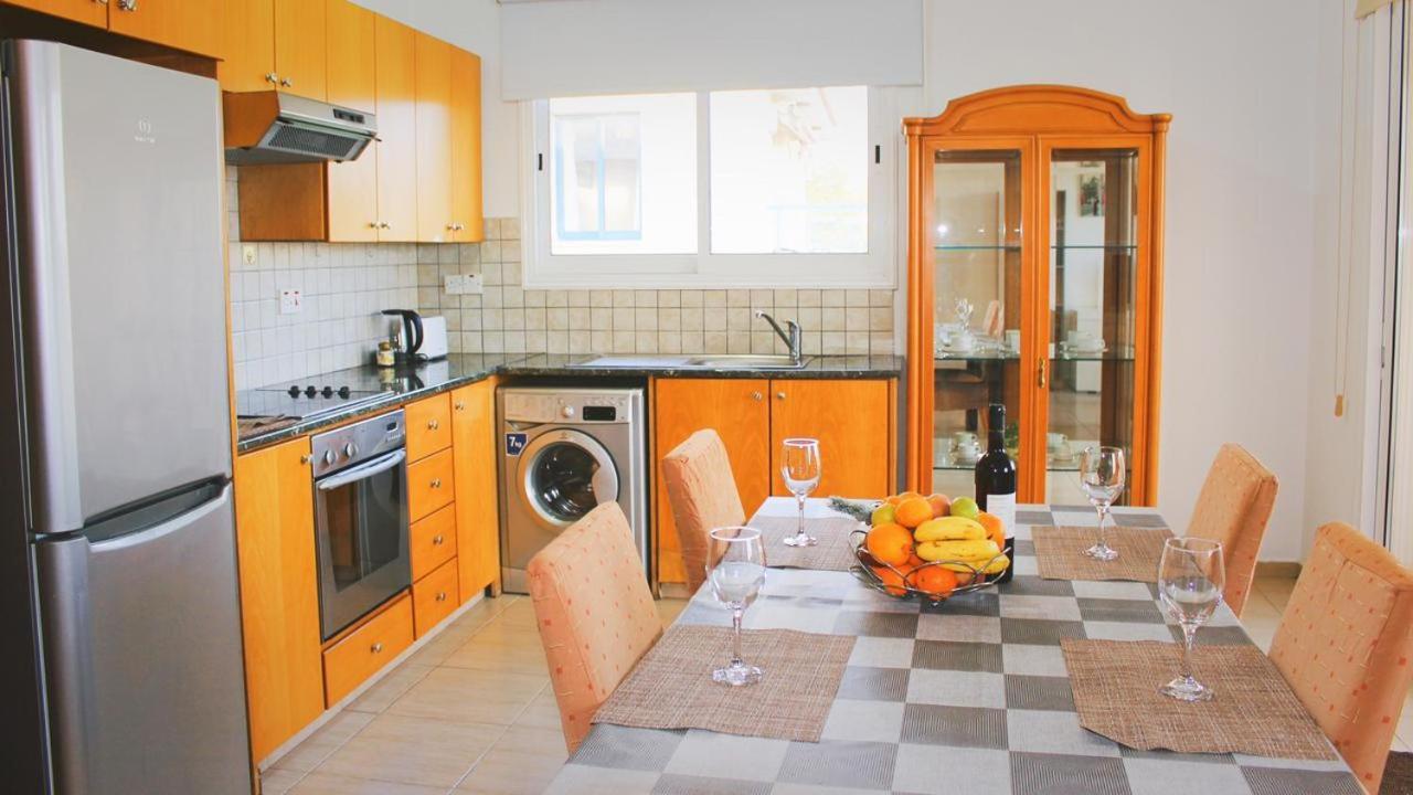 Chloraka- 2 Bedrooms - Pool Eksteriør billede